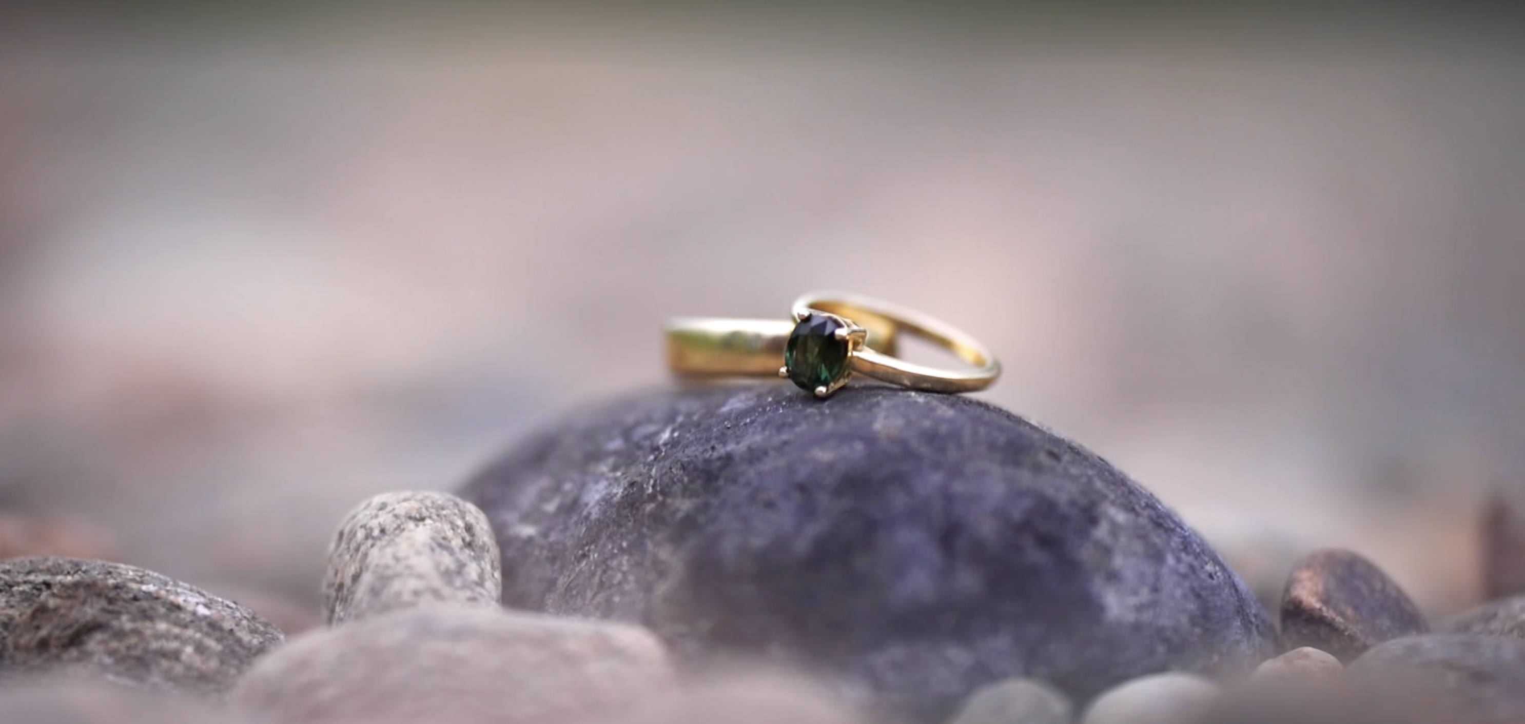 'I'm with the right guy': Man spends months panning for gold to craft engagement ring — Lancaster Community news